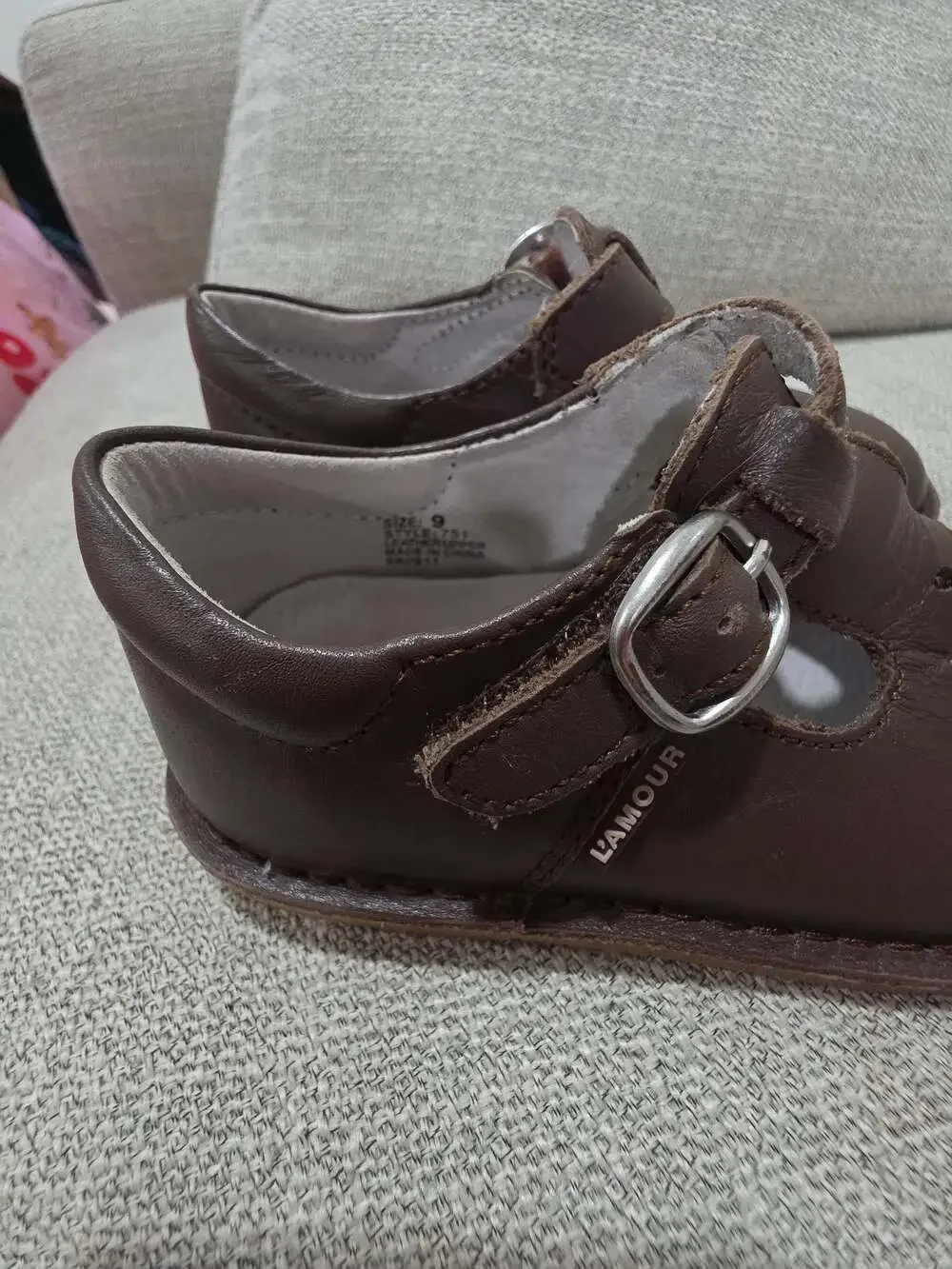 L'Amour Joy Classic Leather Stitch Down T-Strap Mary Jane